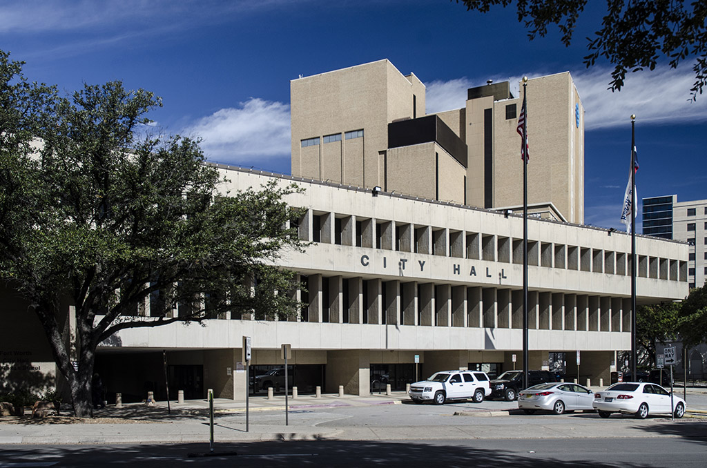 The outside of Fort Worth City Hall