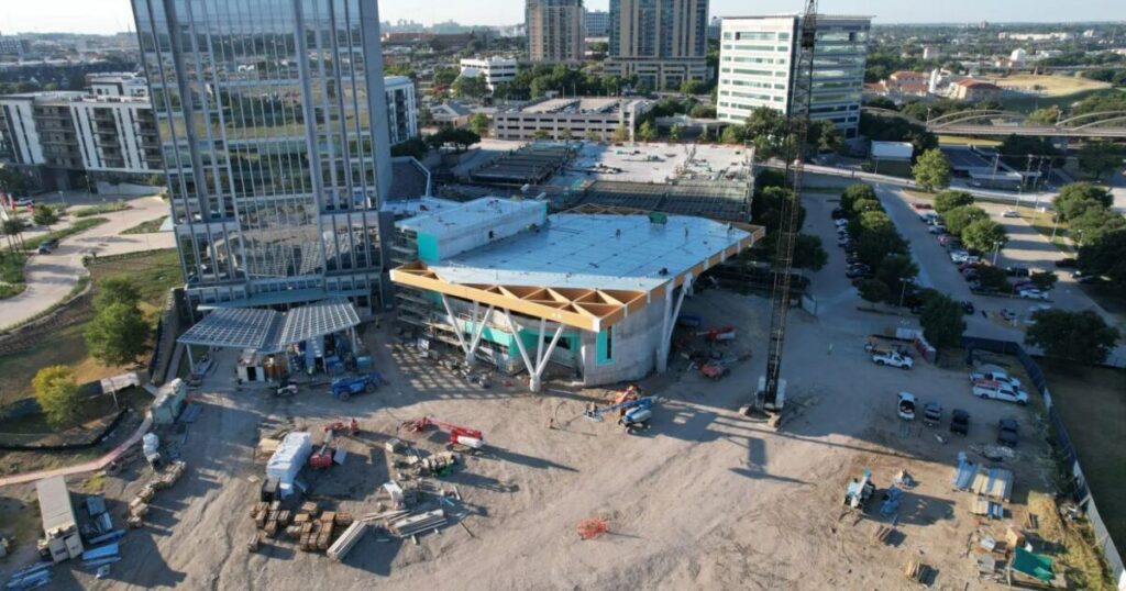 Fort Worth City Hall under construction